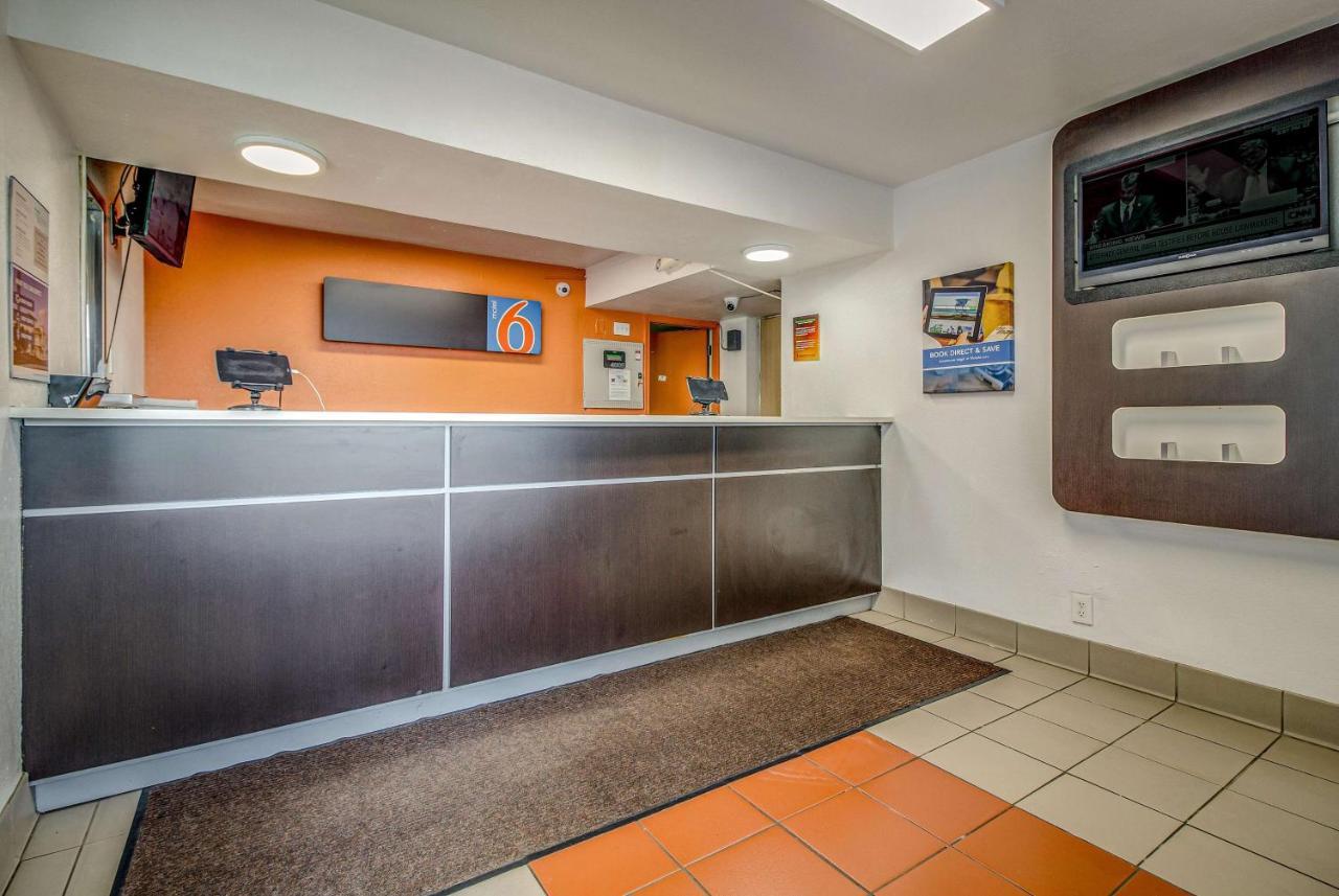 Motel 6-Conroe, Tx Zewnętrze zdjęcie