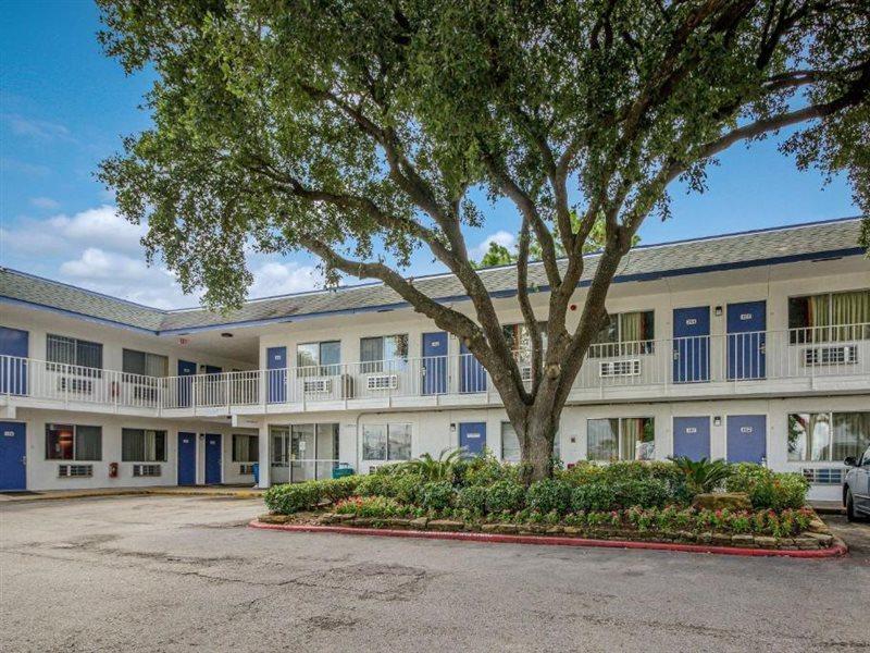 Motel 6-Conroe, Tx Zewnętrze zdjęcie