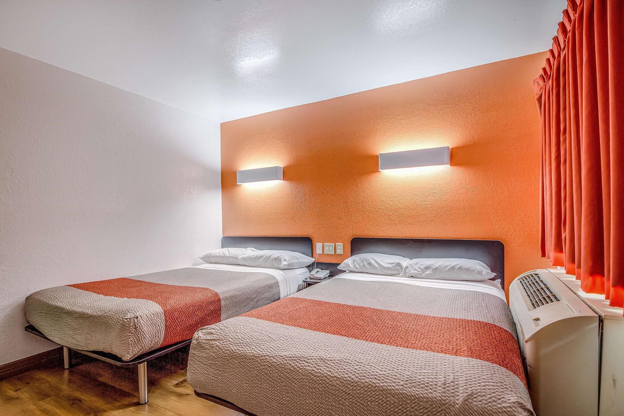 Motel 6-Conroe, Tx Zewnętrze zdjęcie