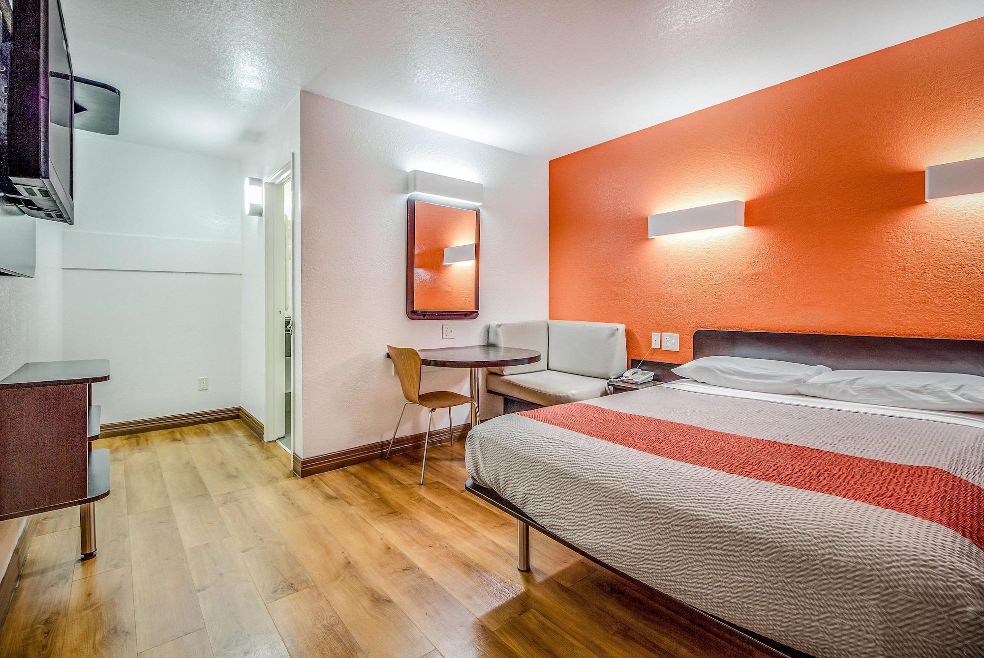 Motel 6-Conroe, Tx Zewnętrze zdjęcie